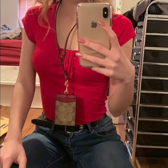 Coach - Picture 3 of 4